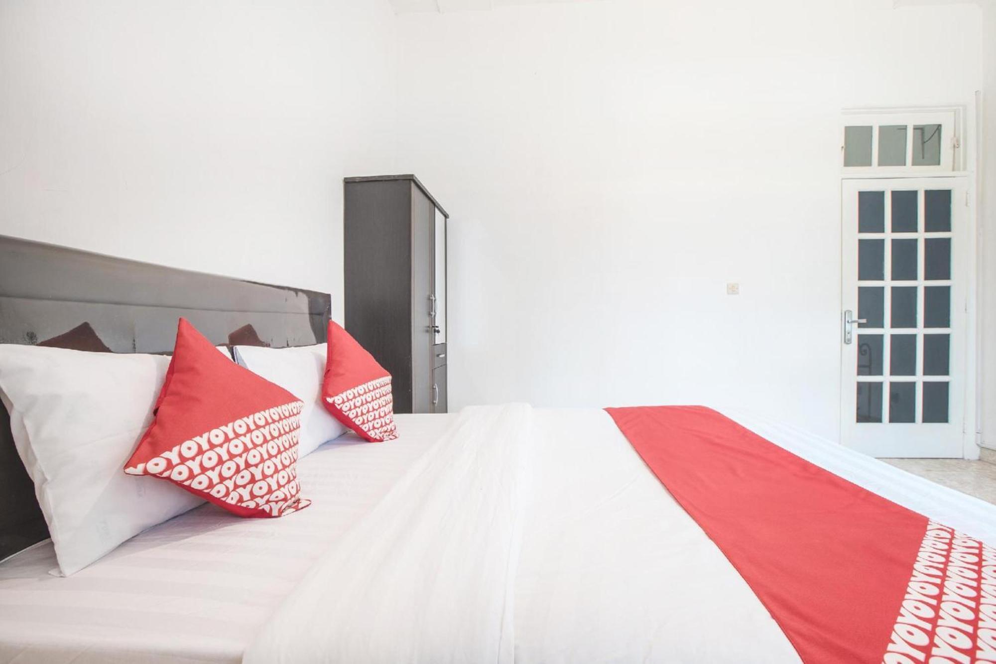 OYO 332 Residence G17 Kemang Jakarta Bagian luar foto