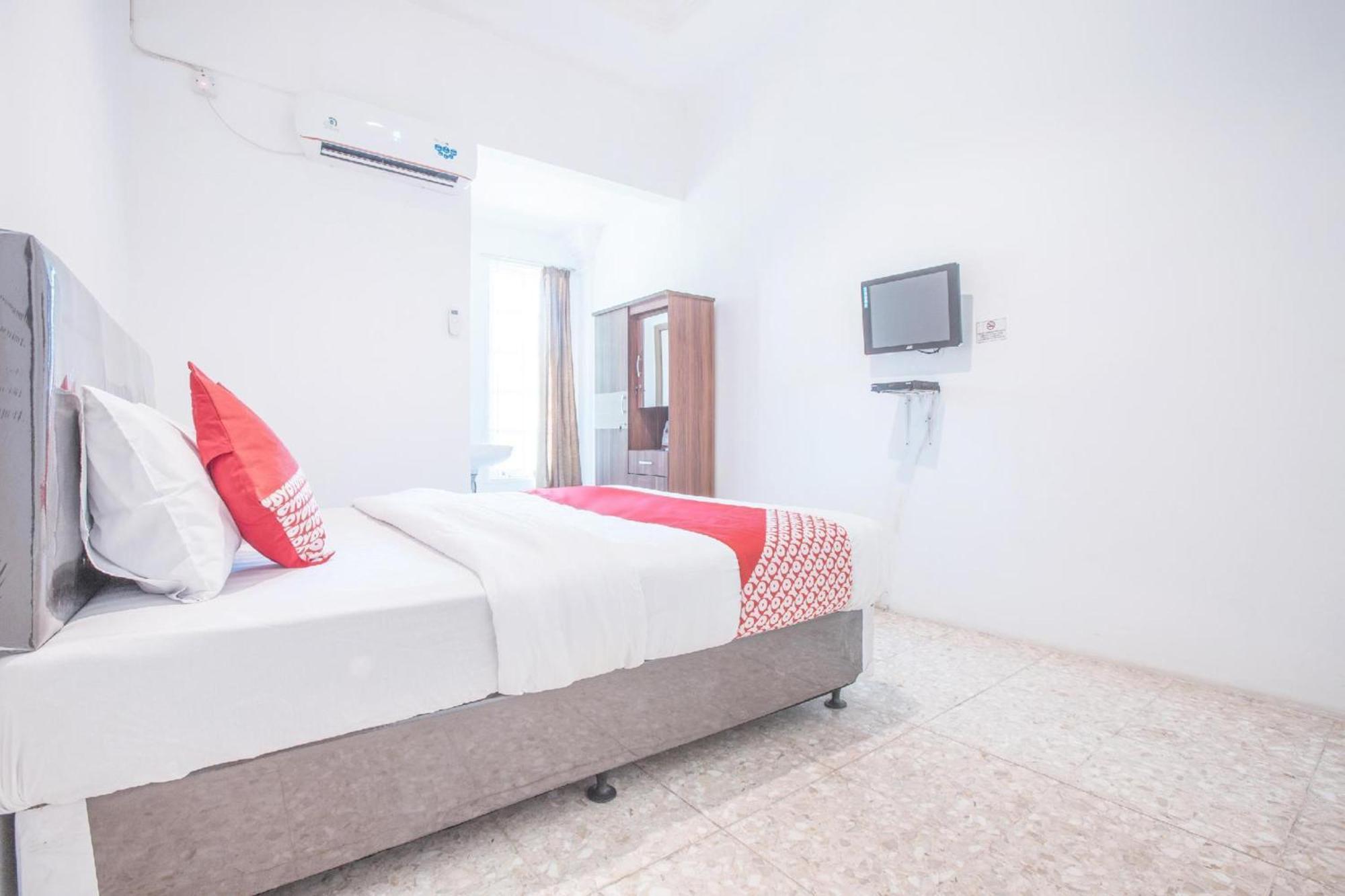 OYO 332 Residence G17 Kemang Jakarta Bagian luar foto