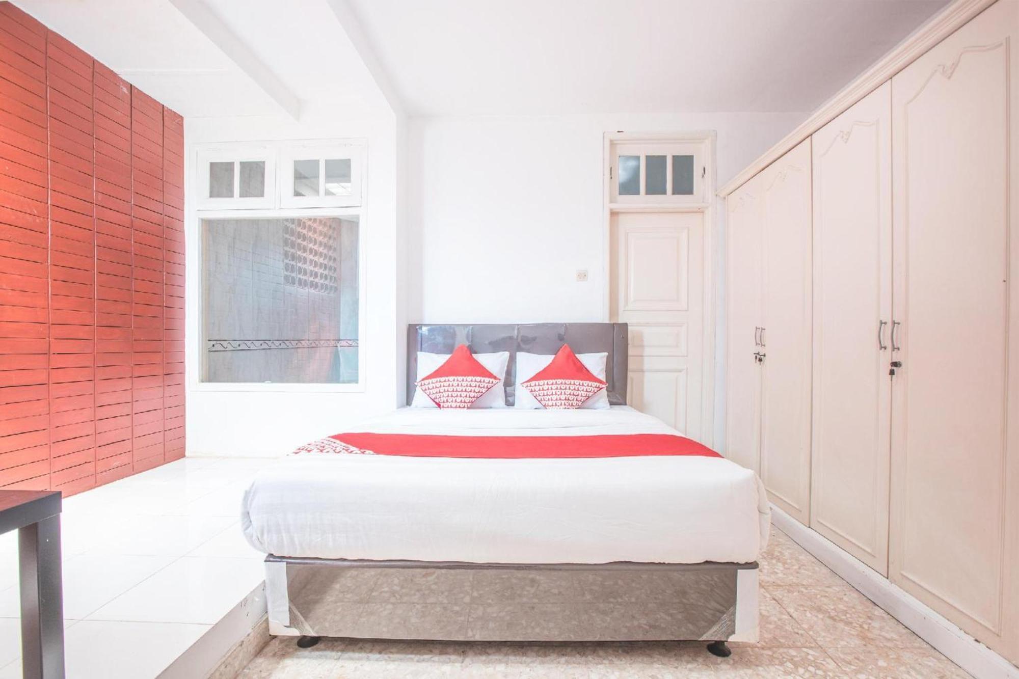 OYO 332 Residence G17 Kemang Jakarta Bagian luar foto